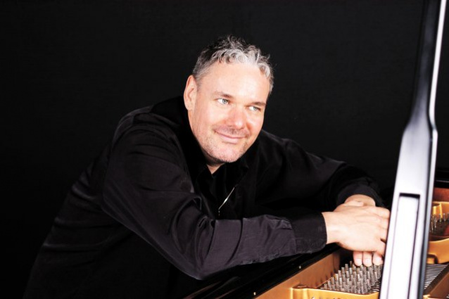 Pianist — photo 3