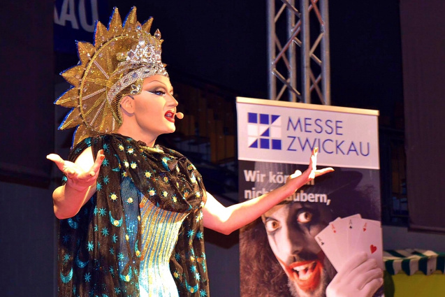 Gina Travestie Show — photo 7