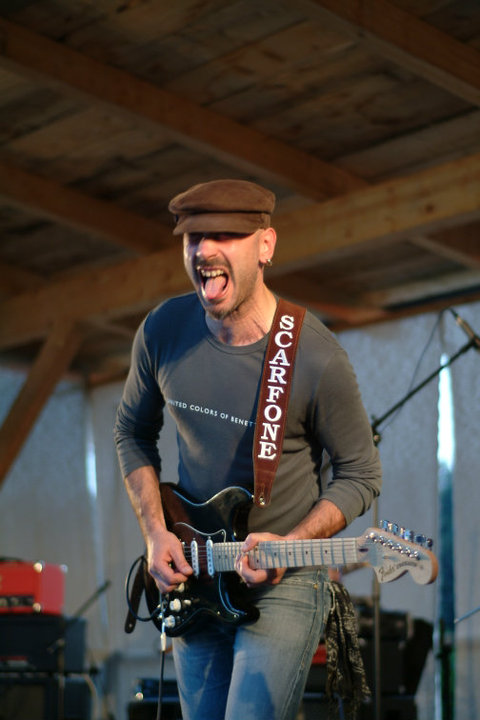 HOT STRINGS BLUES BAND — photo 2