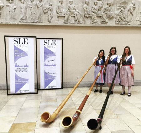 Alphorn, Jodeling, Swiss Akkordeon / Solo, Duo or Trio — photo 13