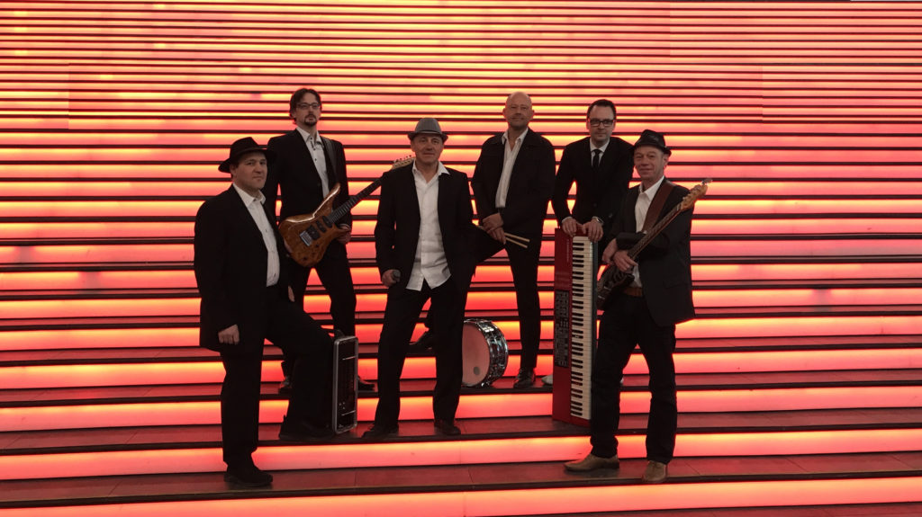 FUNTONIC - Live Party Band — photo 3