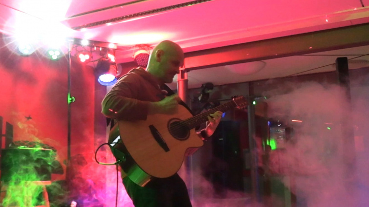 Roberto Colombo Modern Fingerstyle Acoustic Guitar — photo 2