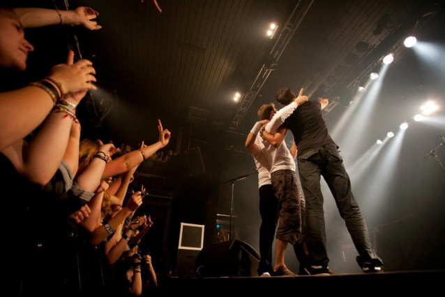 Fullblast — photo 2