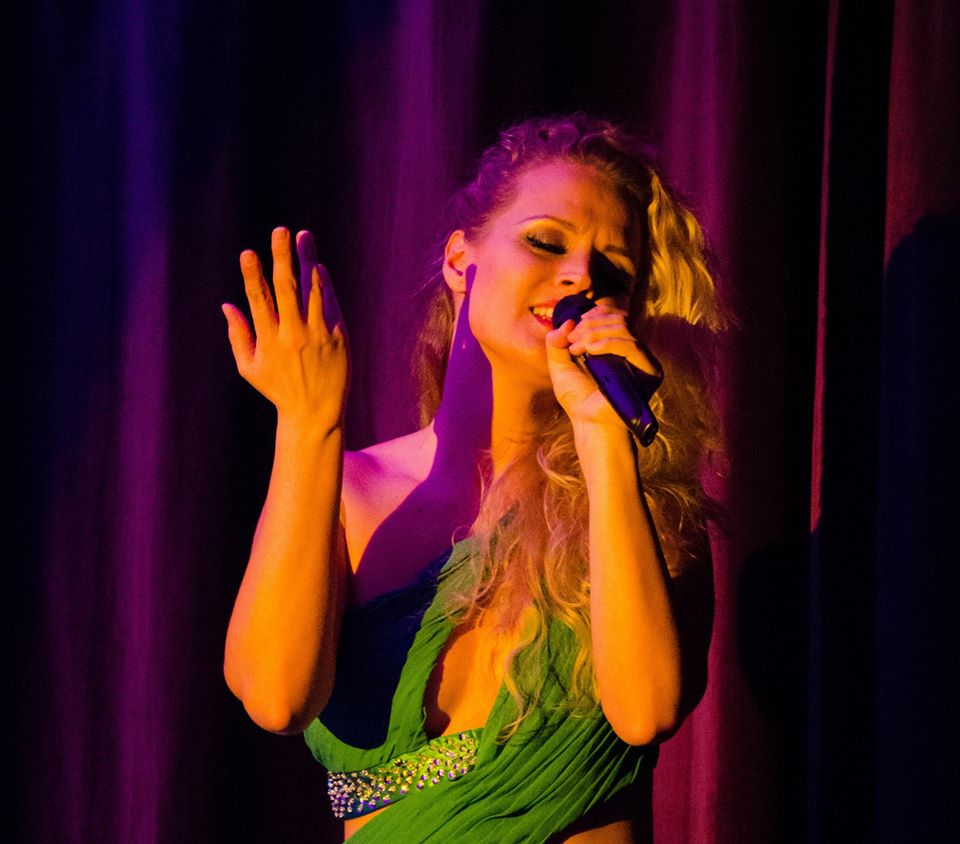 Marisa - Singer&amp;amp;Performer - solo, duo, walkacts, moderator — photo 6