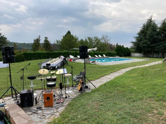 On The River Acoustic Trio — photo 11