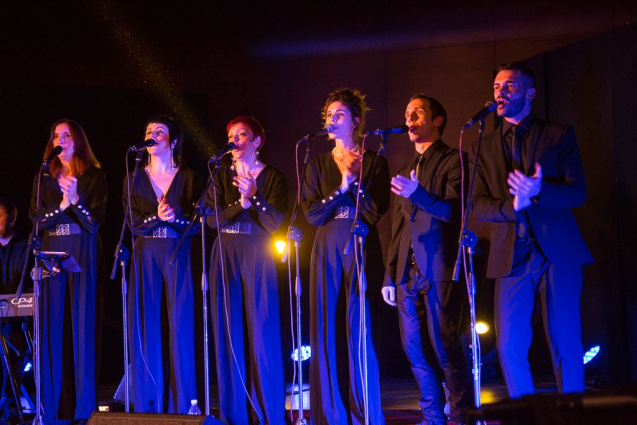 The Gospel Light Vocal Ensemble — photo 13