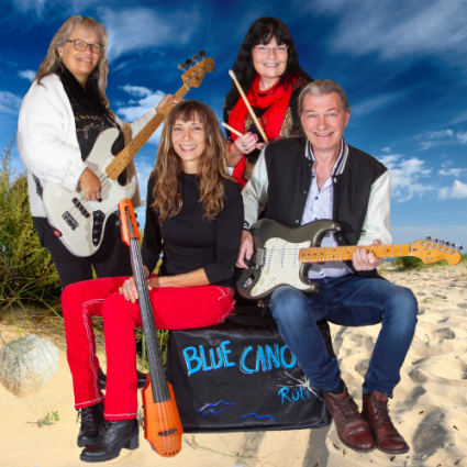 BLUE CANOE — photo 2