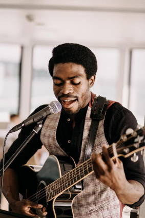 Live music performance to make you special event memorable — photo 3