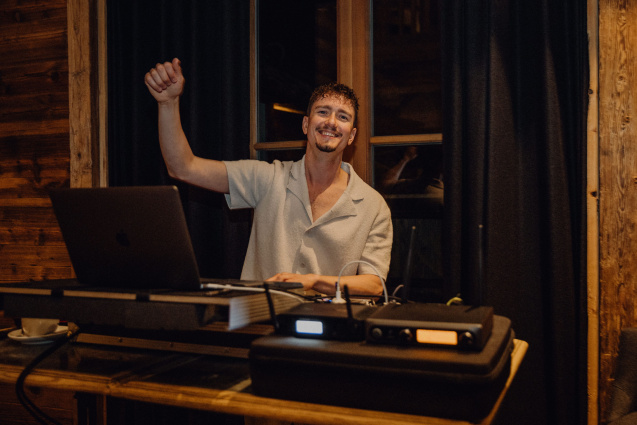 DJ Roman White — photo 7