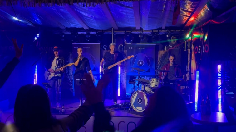 ANYplay – Partyband &amp;amp; Liveband für Firmenfeiern, Hochzeiten &amp;amp; Vereinsfeste — photo 2