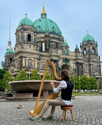 Serenade Avenue — photo 13