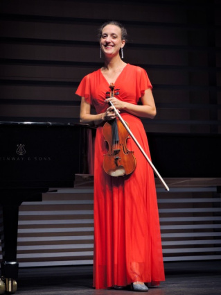 classical violinist — photo 4
